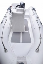 Жестко-надувная лодка Адмирал RIB 410 (с консолью)