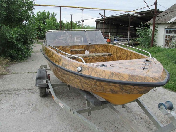 Лодка пластиковая Aquatrim 450