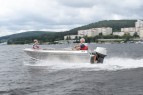 Алюминиевая лодка Алюмакс-435 с консолью